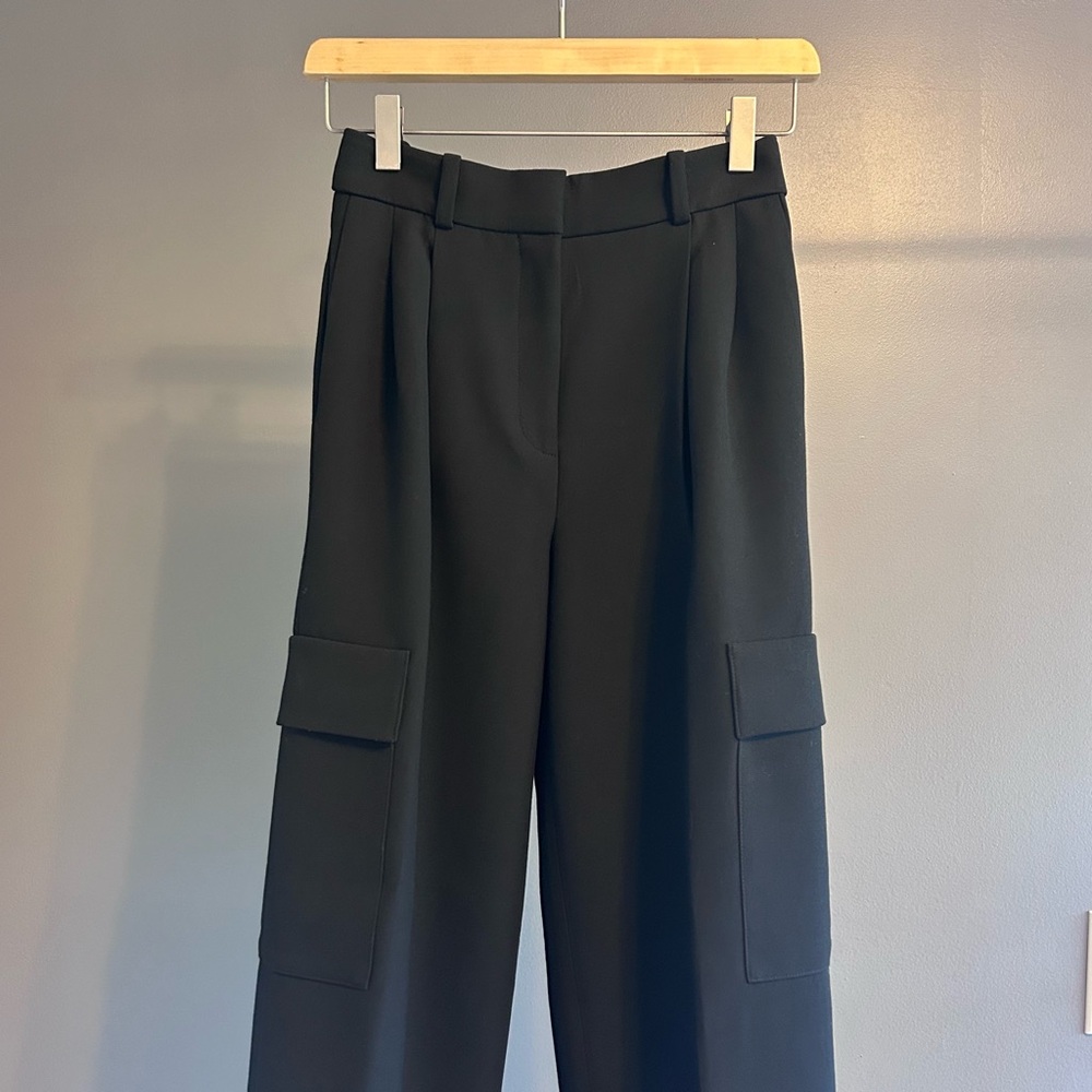 Aritzia: Babaton Spotlight Cargo Pants
